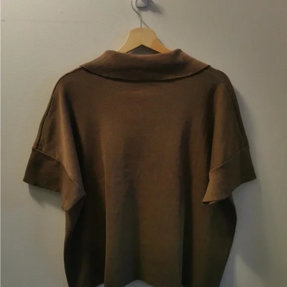 Brown Polo Shirt with Relaxed Fit and Textured Fabric - Picture 2 of 13